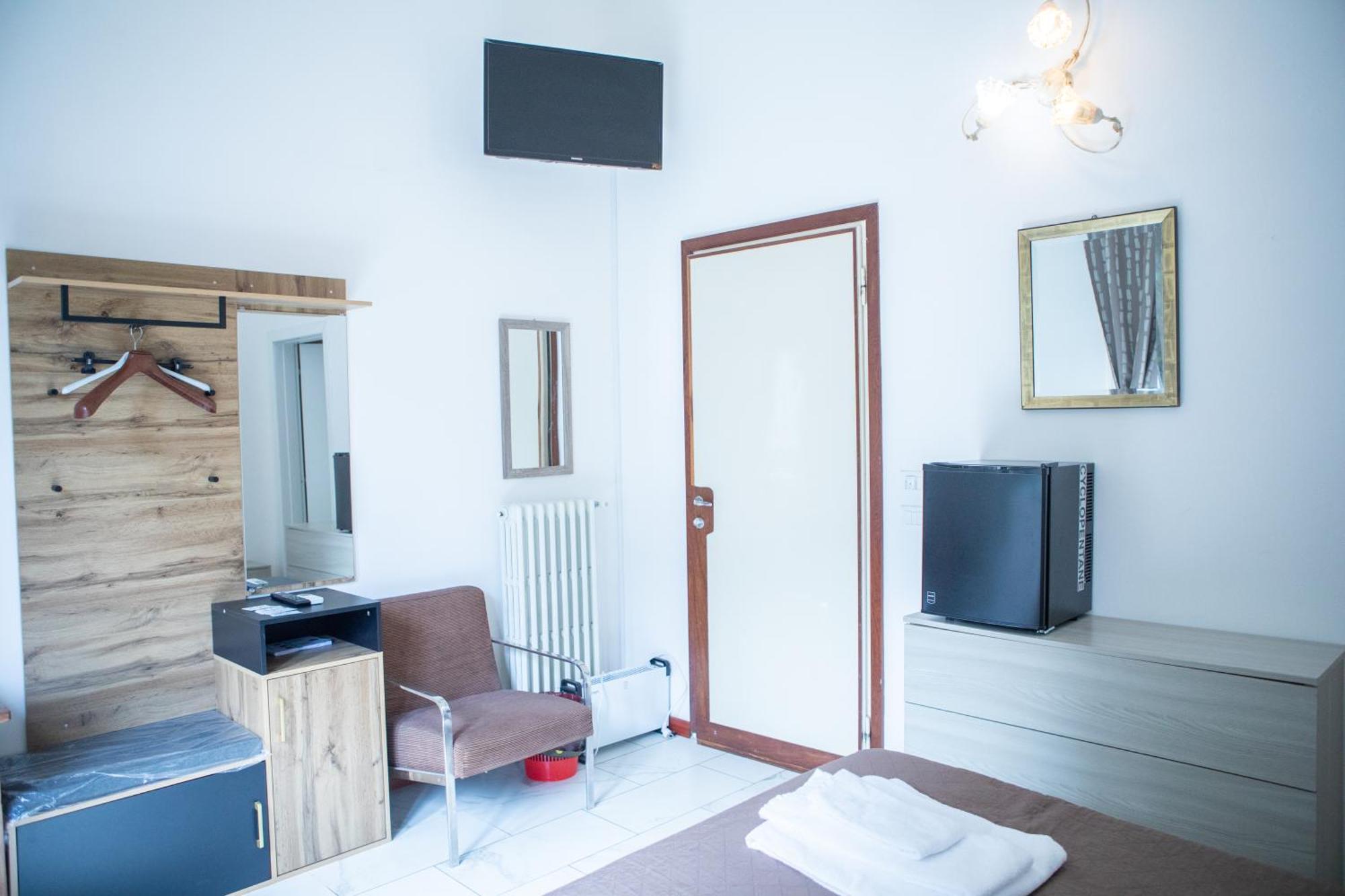 Villa Giove Rooms Prato  Eksteriør billede